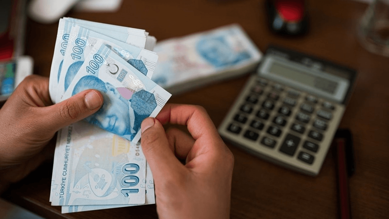Yeni dönemde faiz ve ücret politikası