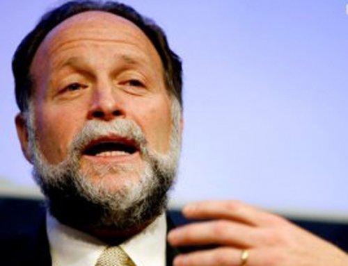 Prof. Hausmann: “Diversify product pattern and focus on India than China”