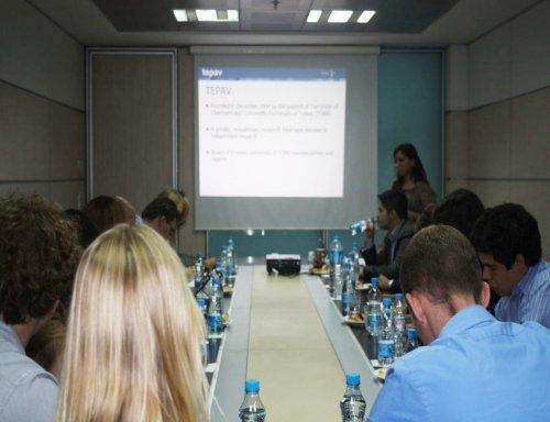 Students from the American University Visited TEPAV 