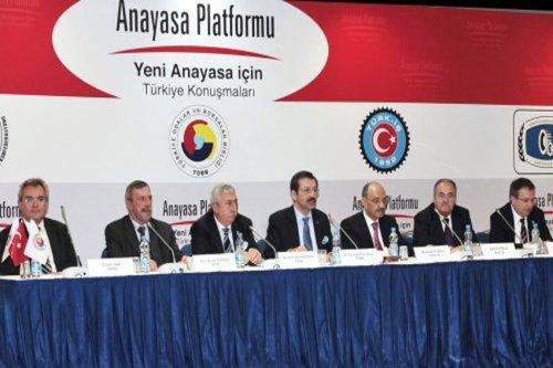 “Türkiye Konuşuyor”: Anayasa Platformu’nun Vatandaş Toplantıları Başlıyor