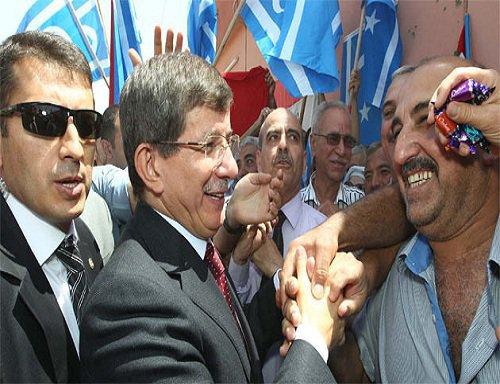 Davutoğlu’s Visit to Kirkuk  and the Iraqi Turkmens