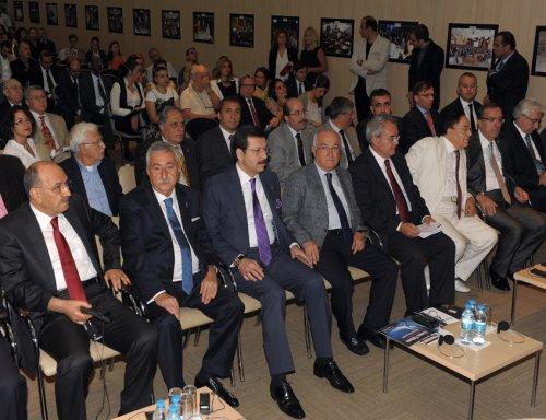 TEPAV'da Uluslararası Konferans: ''Demokrasiye Geçiş Çağında Anayasa Yapmak''