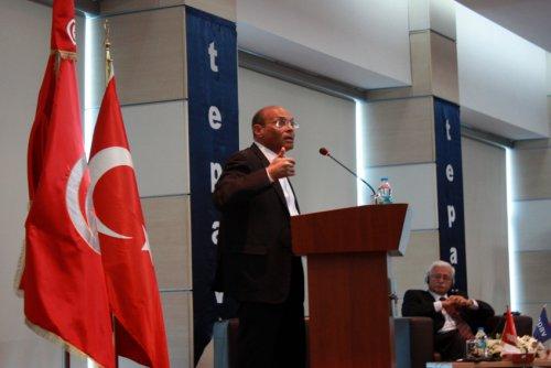 Tunus Cumhurbaşkanı Marzouki: “Başarırsak Bahar Olacak, Hala Kışa Dönebiliriz”