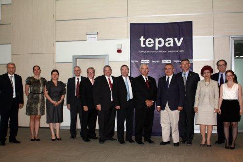 Acting Deputy Secretary of the US Department of Agriculture Scuse Debriefed about TEPAV | FAPRI 