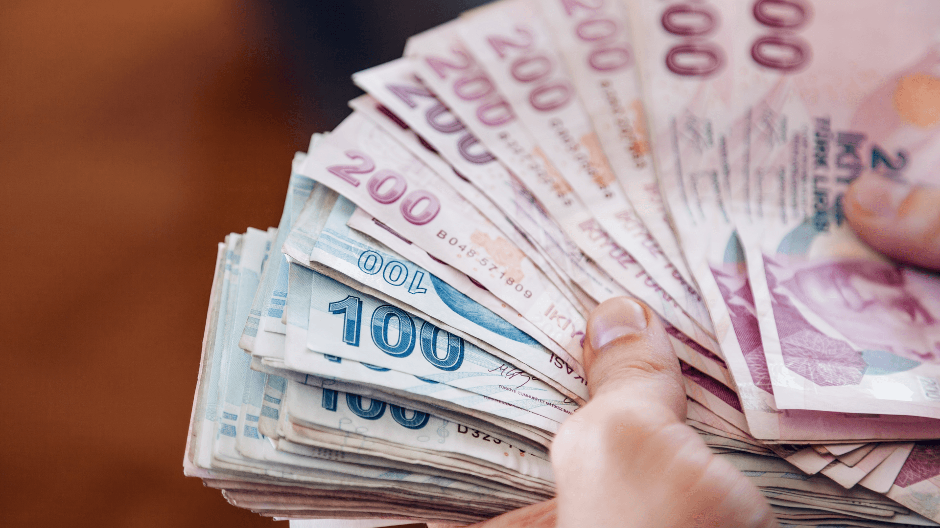 Türkiye OECD’de en yüksek enflasyonu yaşadı